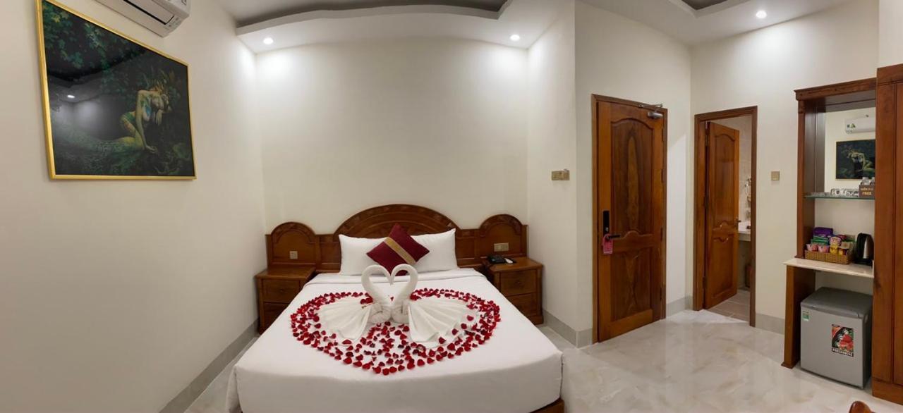 Royal Hotel Bac Lieu מראה חיצוני תמונה